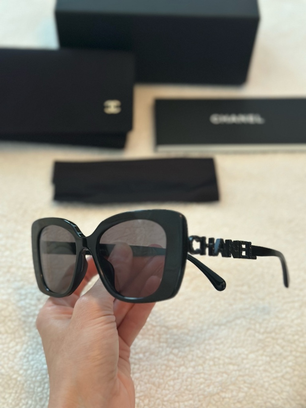 CHANEL Black Oversized Square Sunglasses with Branded Case - Picture 6 of 11